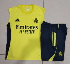 2025-2026 Real Madrid Yellow Thailand Vest-Sleeve Soccer Tracksuit-815