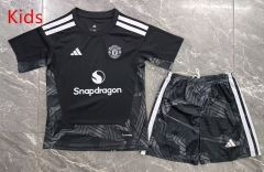 26-27 Manchester United Goalkeeper Black Kids/Youth Soccer Uniform-2353