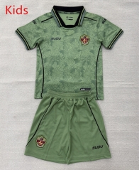 26-27 Wolverhampton Wanderers Goalkeeper Green Kid/Youth Soccer Uniform-AY 26-27 Wolverhampton Wanderers Goalkeeper Green Kid/Youth Soccer Uniform-AY