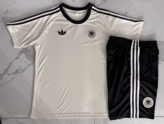 26-27 Germany Beige Short-Sleeve Thailand Soccer Tracksuit-815 26-27 Germany Beige Short-Sleeve Thailand Soccer Tracksuit-815