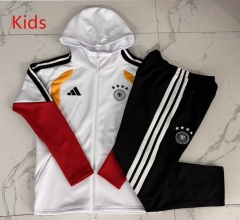 26-27 Germany White Kids/Youth Soccer Jacket Uniform With Hat-815