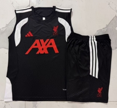 26-27 Liverpool Black Thailand Soccer Vest Tracksuit-815 26-27 Liverpool Black Thailand Soccer Vest Tracksuit-815