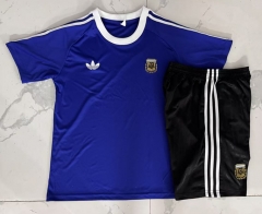 26-27 Argentina Color Blue Thailand Short-sleeved Soccer Tracksuit -815 26-27 Argentina Color Blue Thailand Short-sleeved Soccer Tracksuit -815