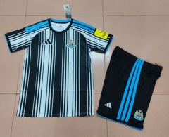 26-27 Newcastle United Home Black&White Soccer Uniform-718 26-27 Newcastle United Home Black&White Soccer Uniform-718