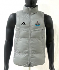 26-27 Newcastle United Light Grey Cotton Padded Vest-8268 26-27 Newcastle United Light Grey Cotton Padded Vest-8268